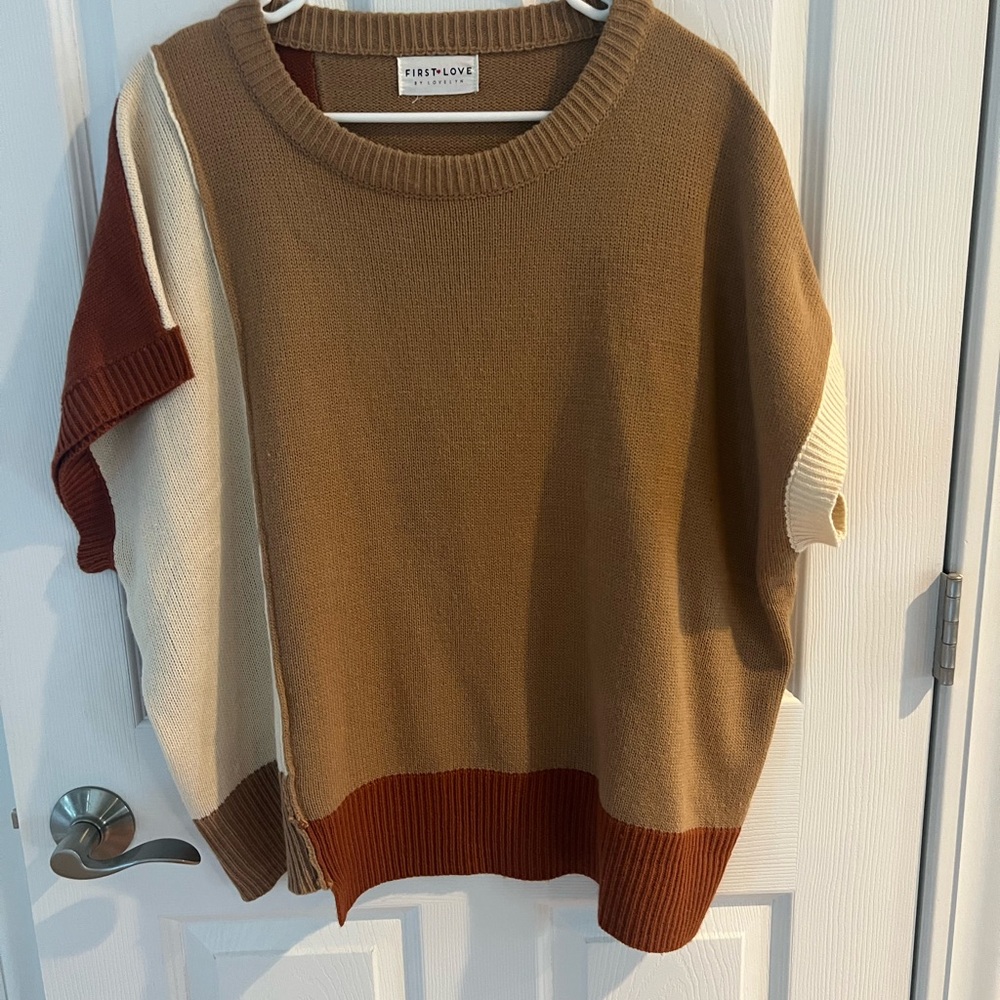 First Love Brown Cream Rust Colorblock Short Sleeve Sweater